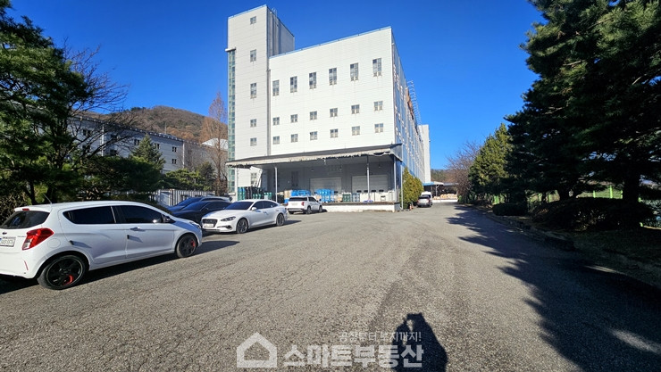 경기 광주시 도척면 진우리 (주)리얼컴퍼니물류센타동 창고 - 1층 730평 + 복층 730평 월세 매물번호 10449 사진 1