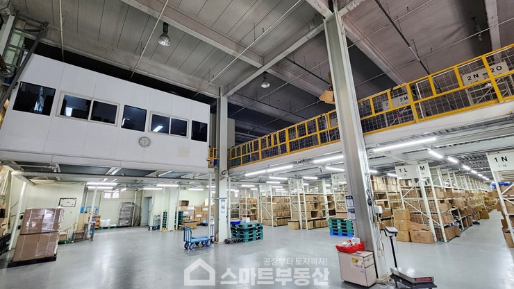 경기 광주시 도척면 진우리 (주)리얼컴퍼니물류센타동 창고 - 1층 730평 + 복층 730평 월세 매물번호 10449 사진 4