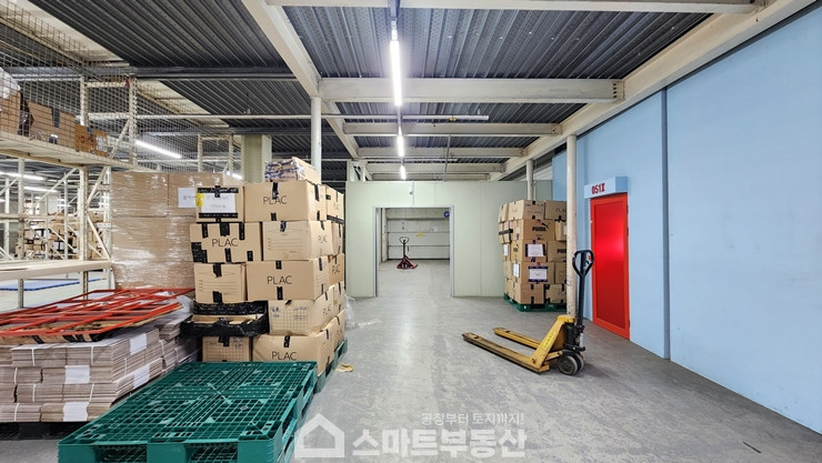 경기 광주시 도척면 진우리 (주)리얼컴퍼니물류센타동 창고 - 1층 730평 + 복층 730평 월세 매물번호 10449 사진 8