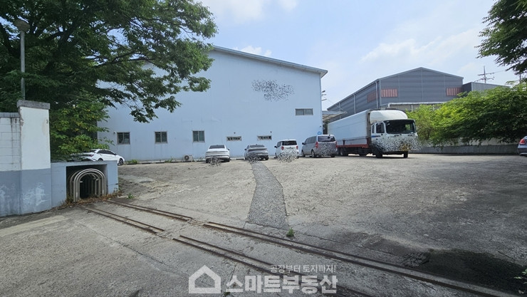 경기 광주시 도척면 방도리 창고 - 449평 (공장으로 용도변경 가능) 매매 매물번호 11438 사진 2
